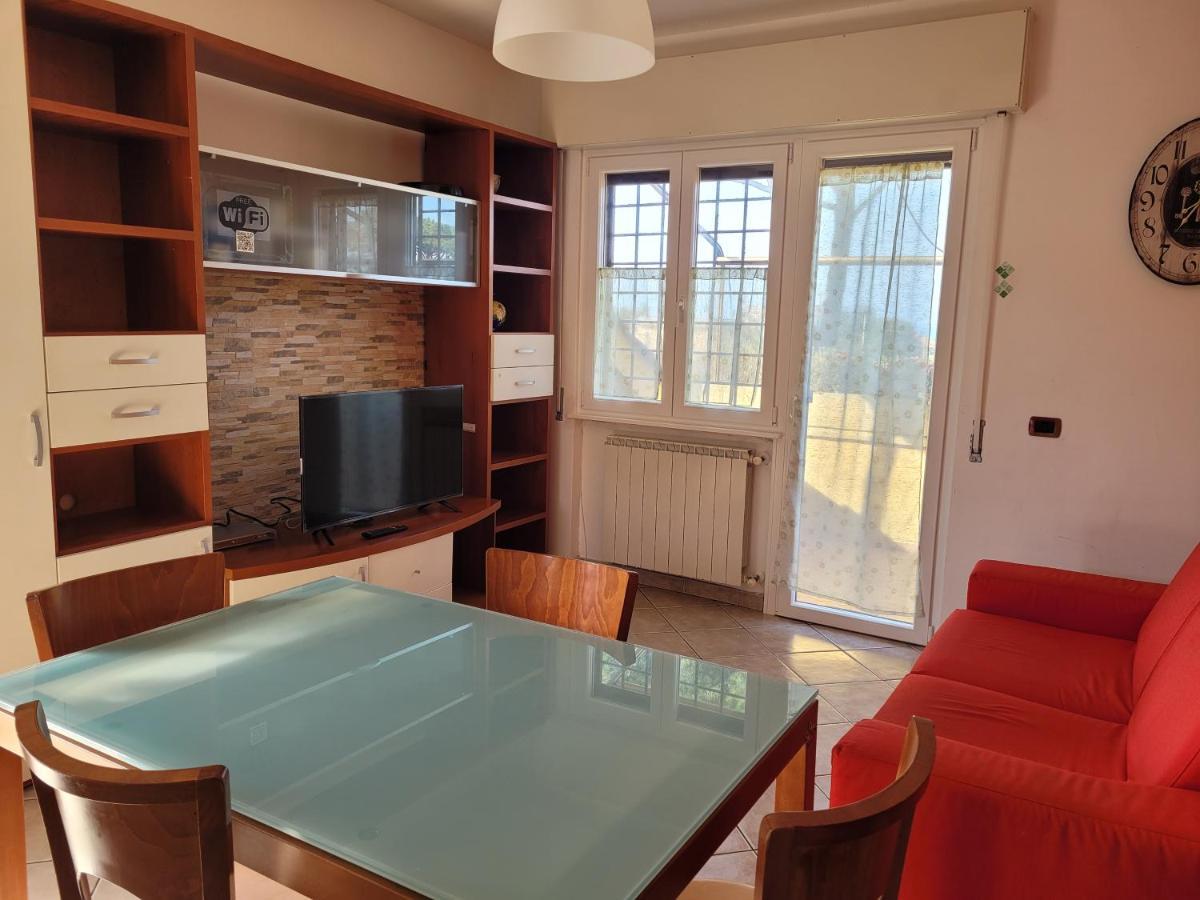 Villa Rimini - Seaview & Roman Holidays Apartments - Garden&Beach 300Mt 安齐奥 外观 照片