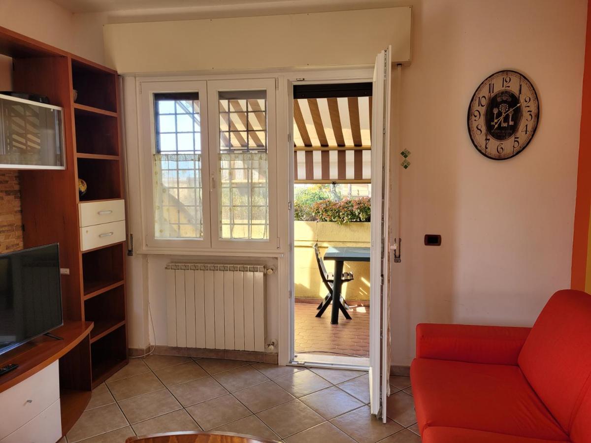 Villa Rimini - Seaview & Roman Holidays Apartments - Garden&Beach 300Mt 安齐奥 外观 照片