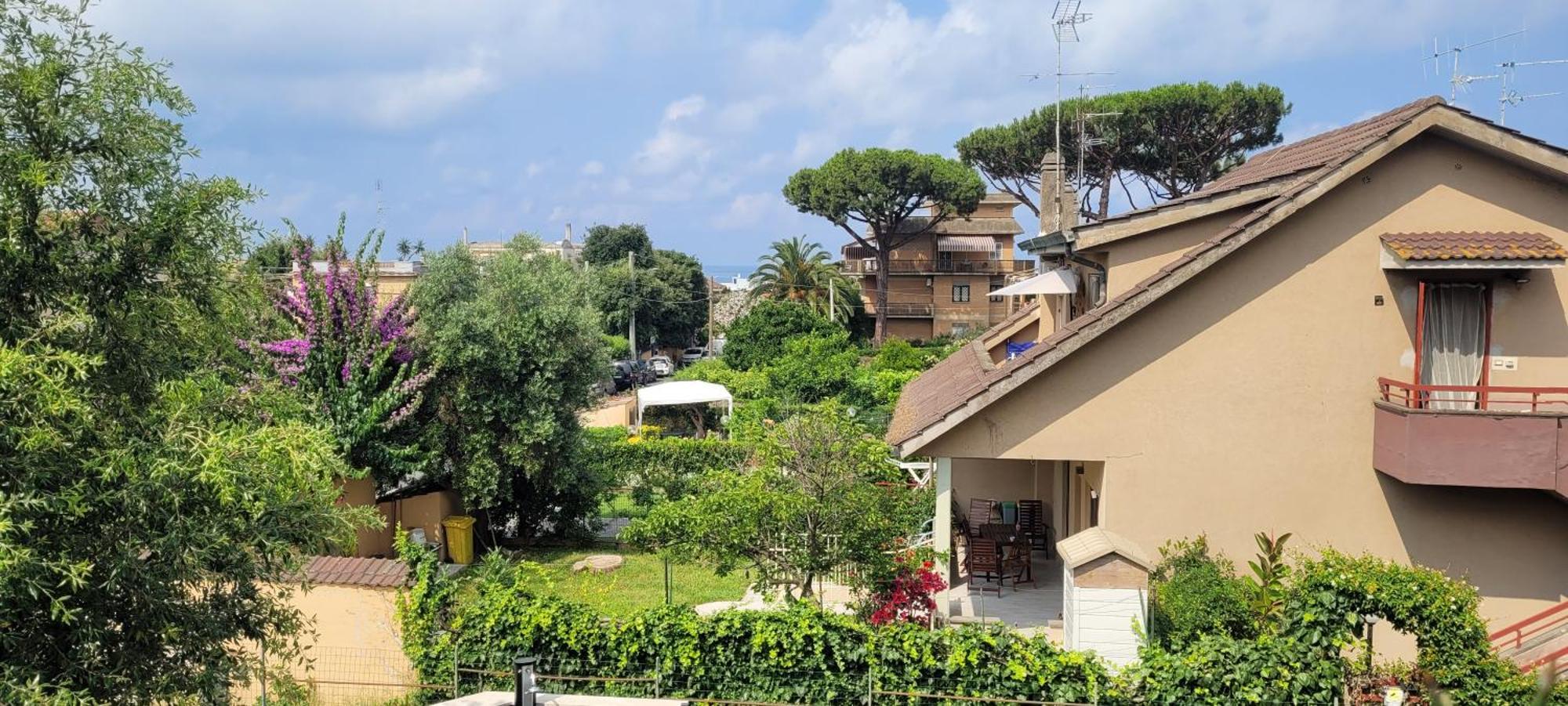 Villa Rimini - Seaview & Roman Holidays Apartments - Garden&Beach 300Mt 安齐奥 外观 照片
