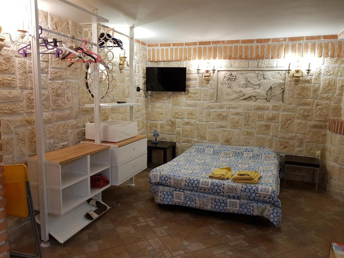 Villa Rimini - Seaview & Roman Holidays Apartments - Garden&Beach 300Mt 安齐奥 外观 照片